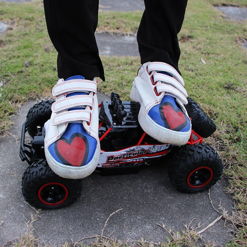 Boys Off-Road 4WD RC Truck With Led Lights 2.4G Radio Remote Control
